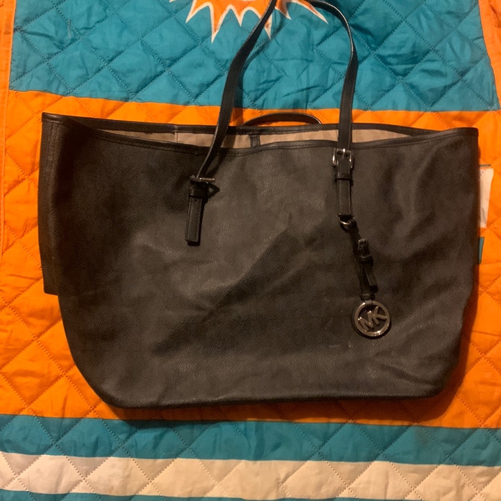 MK BLACK PURSE